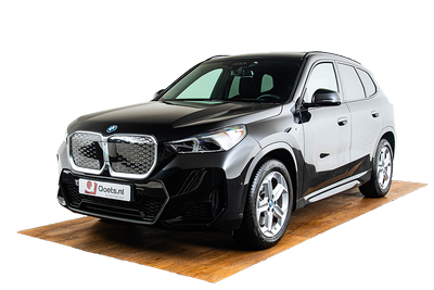 BMW iX1 xDrive30