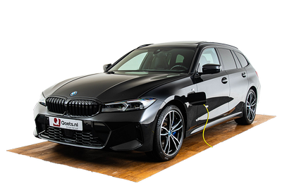 BMW 330e xDrive Touring