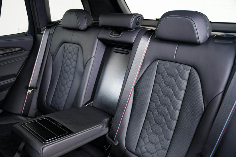 Veiligheidsgordels voorzien van M striping