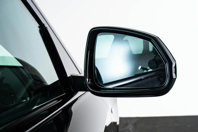 Automatisch dimmende binnenspiegel en buitenspiegel aan bestuurderszijde