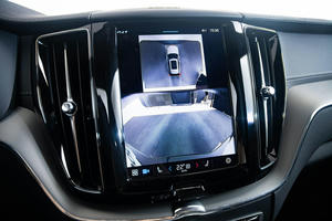 Achteruitrijcamera met 360° Surround View