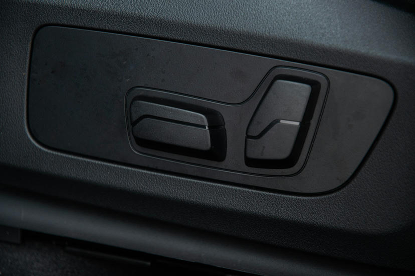 Elektrisch verstelbare bestuurdersstoel