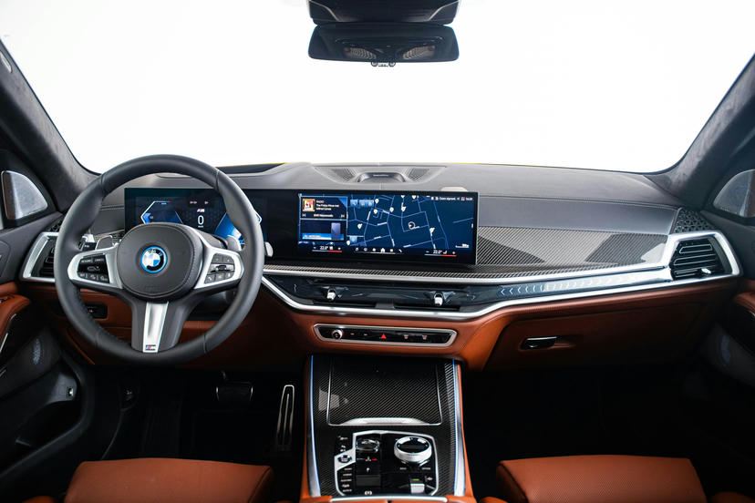 BMW Individual dashboard met leder bekleed