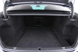 Doorlaadopening in de achterbank