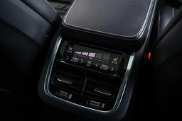  4 zone Electronic Climate Control 