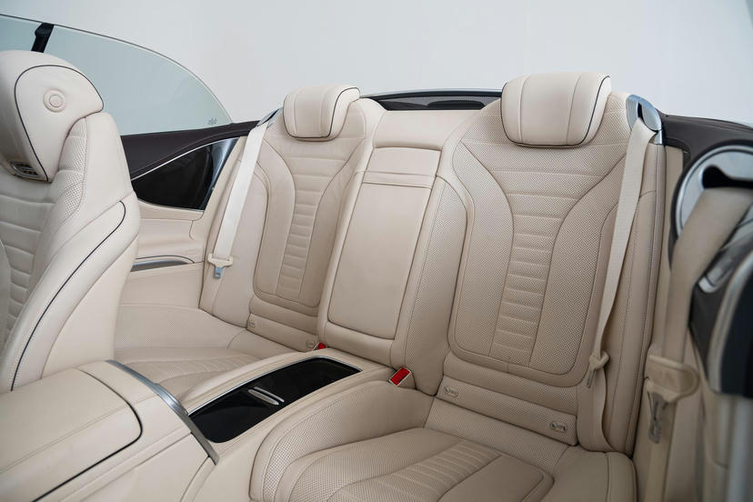 Stoelverwarming achter