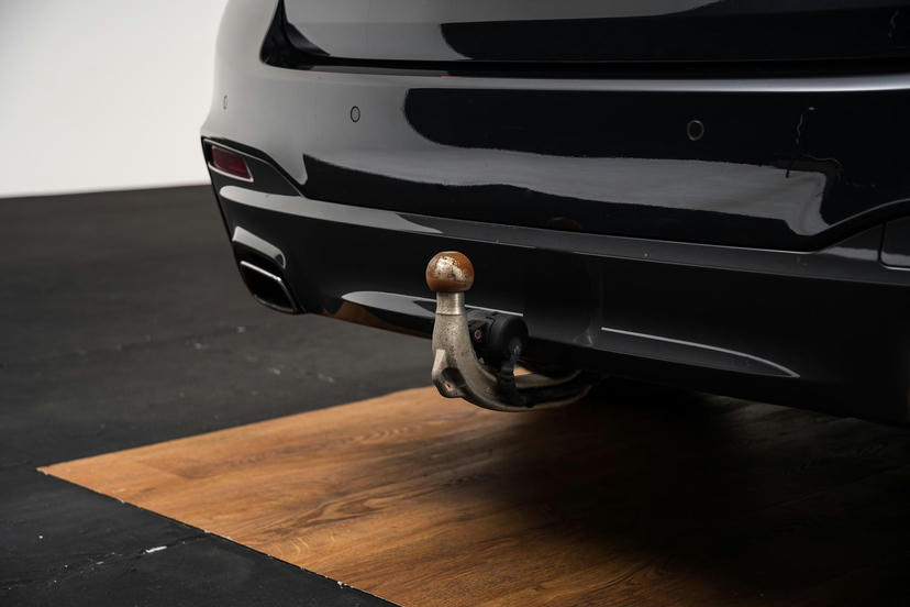 Trekhaak met elektrisch wegklapbare kogel