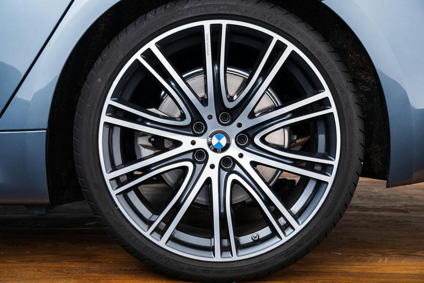 20 inch lichtmetalen wielen BMW Individual V-spaak (styling 759 I)* in Ferric Grey