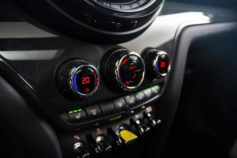 Elektrisch verwarmbare voorstoelen 