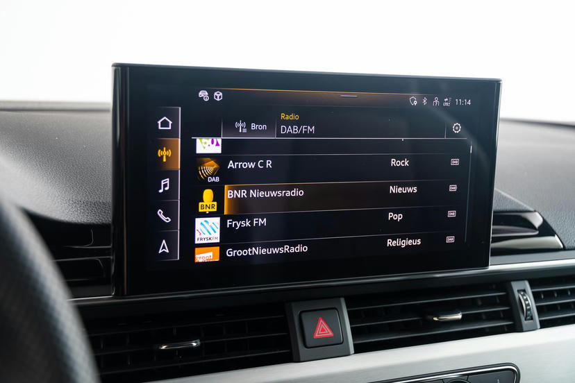 Digitale radio ontvangst met data services