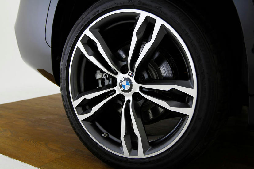 19 inch lichtmetalen M wielen Dubbelspaak (Styling 572M) Bicolor orbitgrau / gepolijst