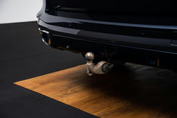 Trekhaak met elektrisch wegklapbare kogel