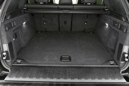 Scheidingsnet tussen bagageruimte en achterbank