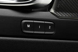 Elektrisch verstelbare bestuurderstoel met geheugenfunctie,