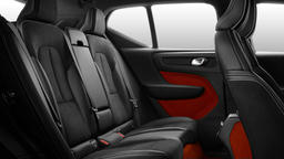 Verwarmbare zittingen buitenste zitplaatsen achter