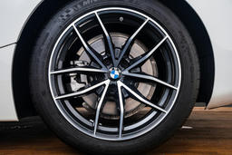 18 inch lichtmetalen wielen V-spaak (styling 770) in Orbit Grey