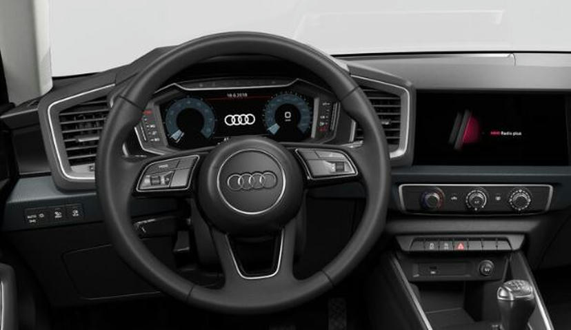 Interieurdelen in zilver grijs uitgevoerd