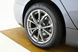 17 inch lichtmetalen wielen V-spaak (styling 776) in Ferric Grey