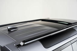 Glazen panoramadak met schuif-/kanteldeel vóór 