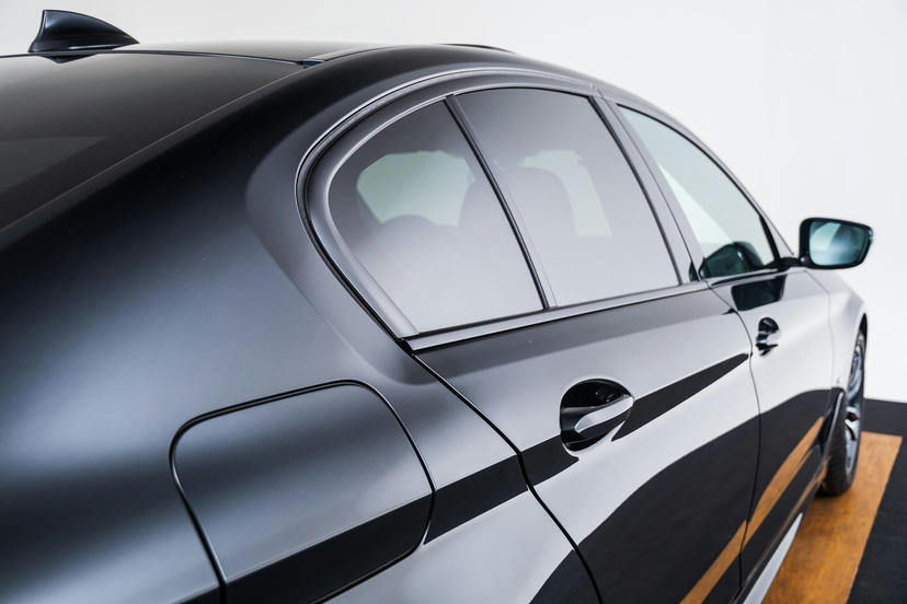 M Hoogglans Shadow Line