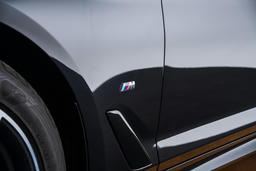 M Hoogglans Shadow Line met uitgebreide omvang