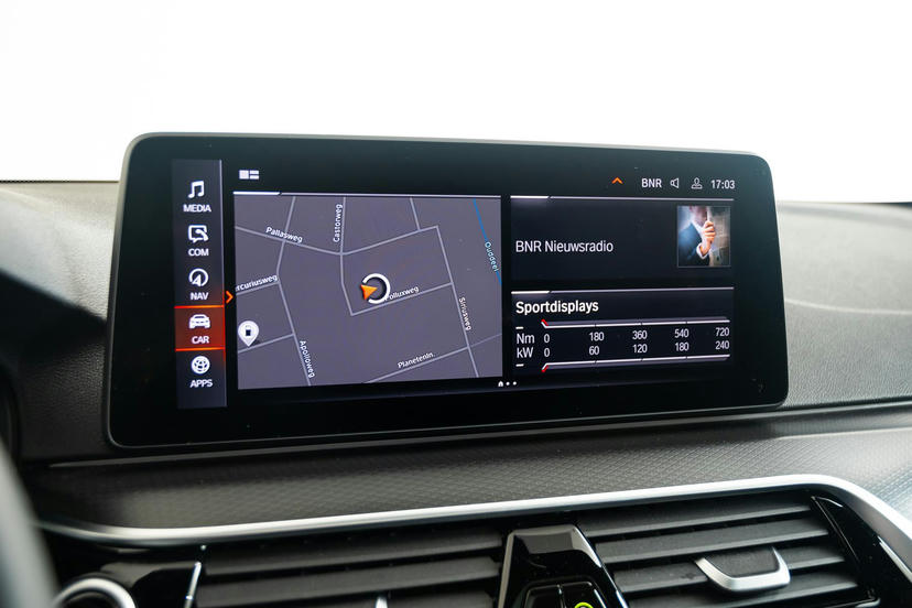 Comfort telefoonvoorbereiding met draadloze oplaadmogelijkheid