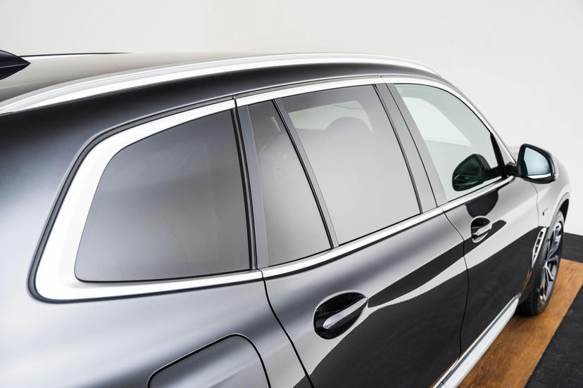 Extra getint glas in achterportierruiten en achterruit