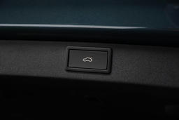 Achterklep elektrisch bediend (openen + sluiten)